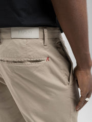 Benni Regular-Fit Chino Jeans