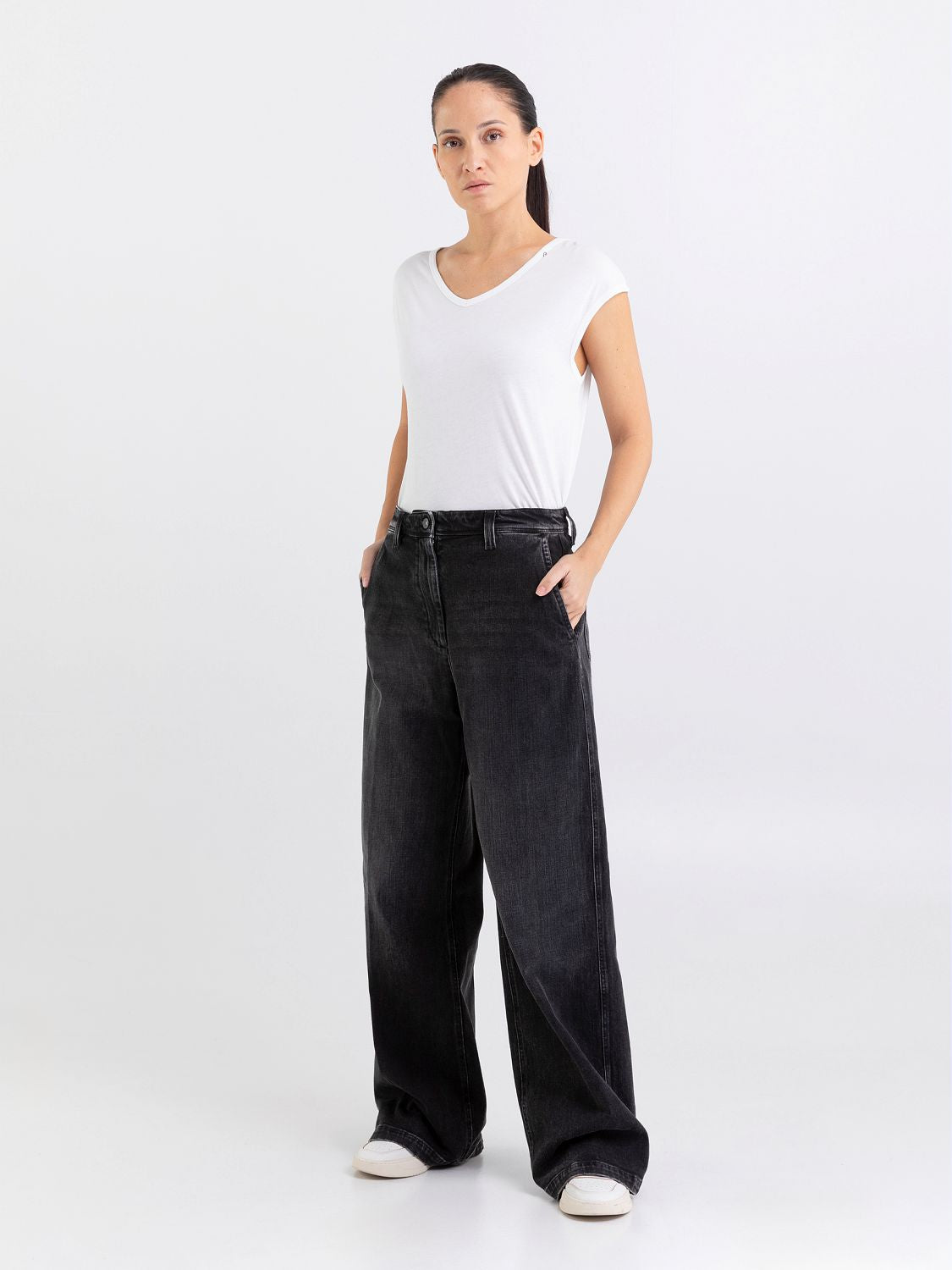 Wide Straight Leg Jeans