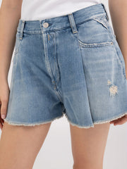 Denim Shorts with Pleats