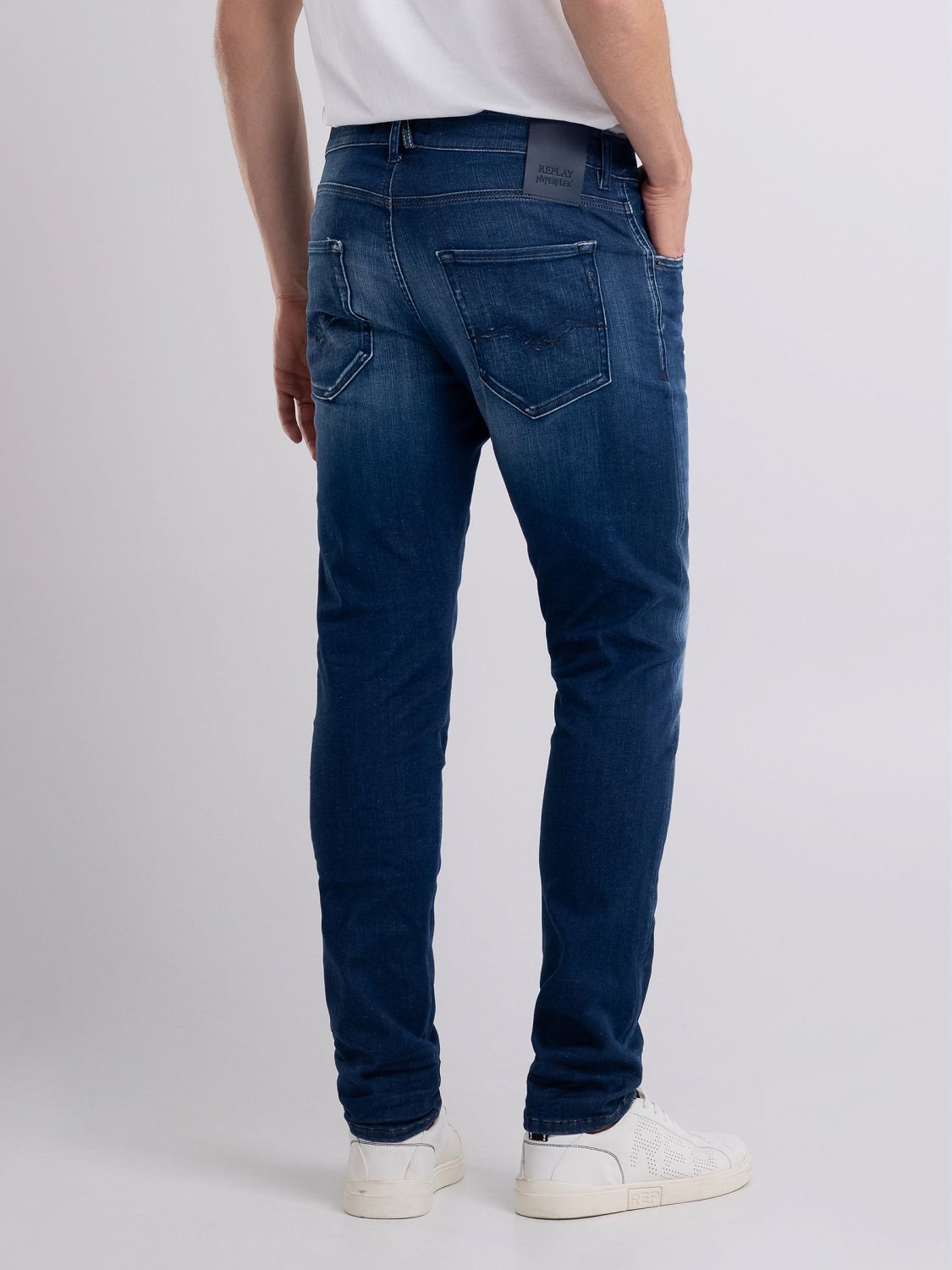 Slim Tapered Fit Mickym Jeans